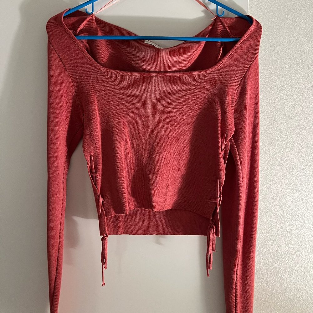 Dreamer's By Debut Cropped Pink Sweater